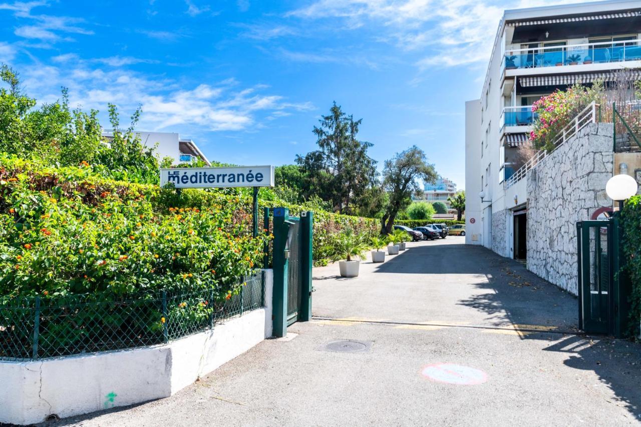 Residence Mediterranee - Beachfront - Sun And Seaview - Pool - Private Parking Cagnes-sur-Mer Exteriör bild